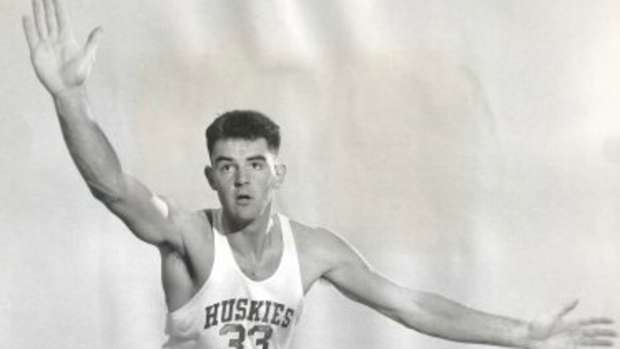 Jim Coshow was a 1950s Husky forward.